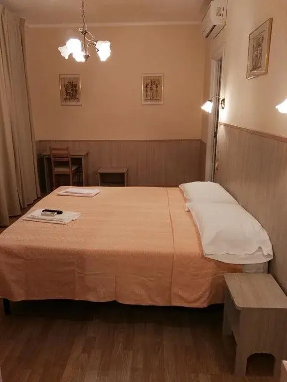 Hotel Megan