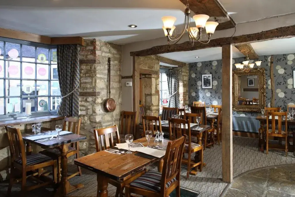 Eight Bells Inn