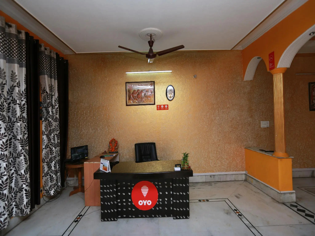 OYO 11752 Hotel Sun Palace Residency