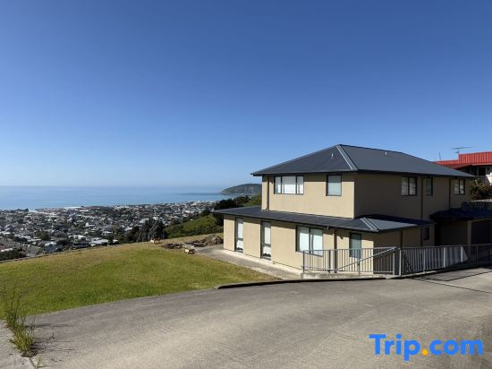 Panoramic Sea & Town View Oamaru 睁眼即见太平洋 I 躺观日月同辉