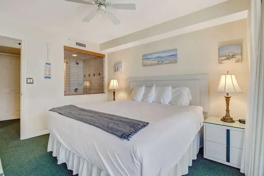 Lovers Key Resort 802