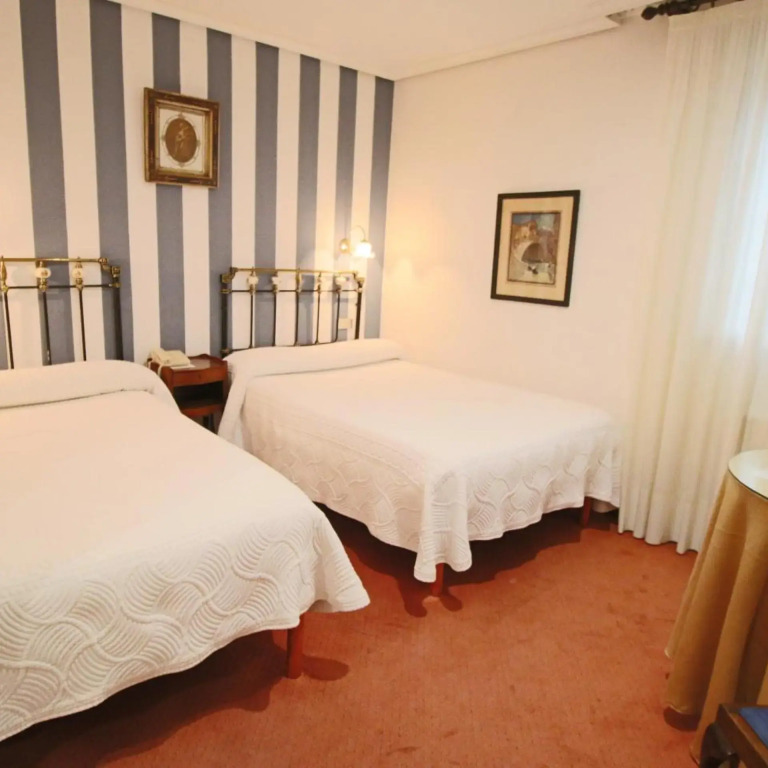 Hotel Santillana