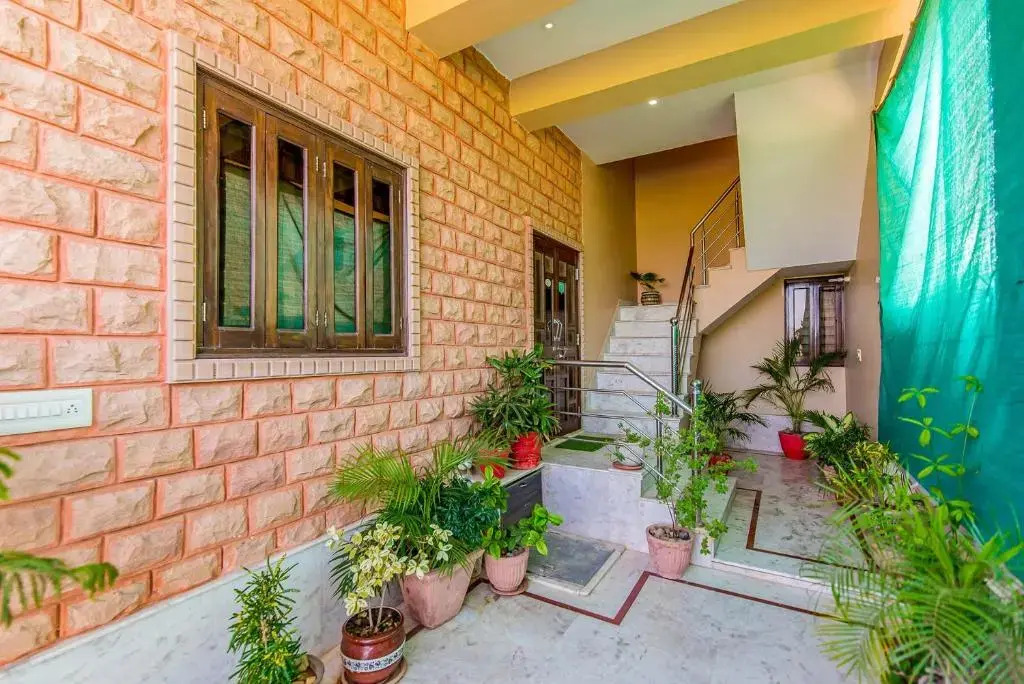 ANAND VILLA HOLIDAY HOME, 4 BHK Villa