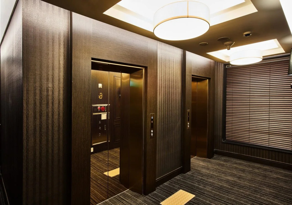 Hotel Wanted