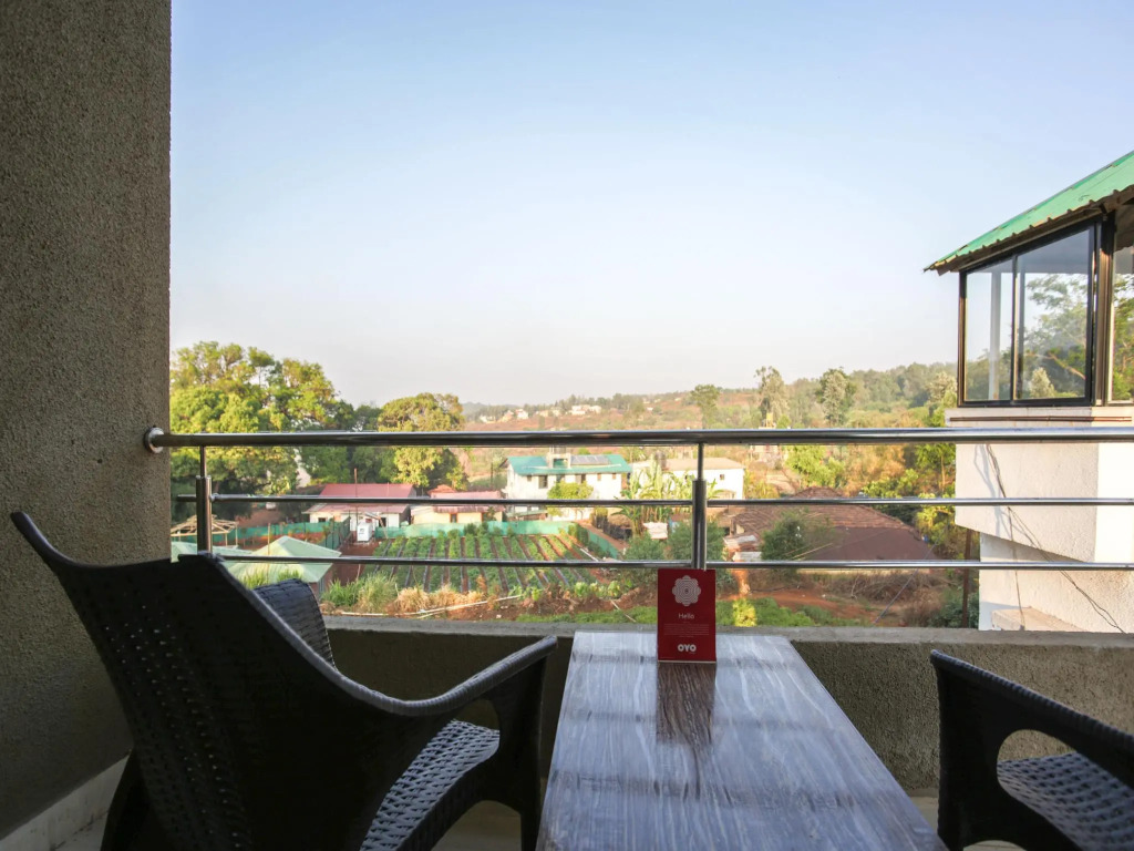 OYO 12935 Hotel Shrushti Inn