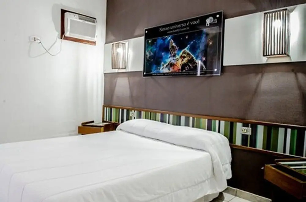 27 Praia Hotel