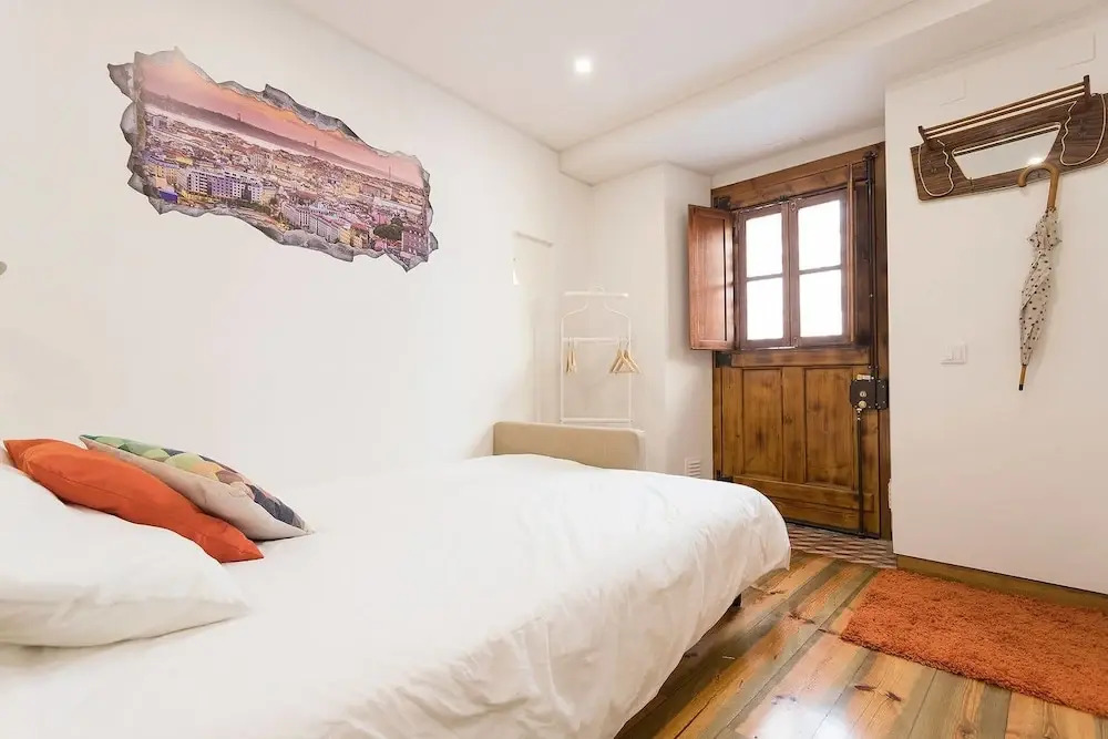 Cozy Apartments in Heart of Lisbon Bairro Alto