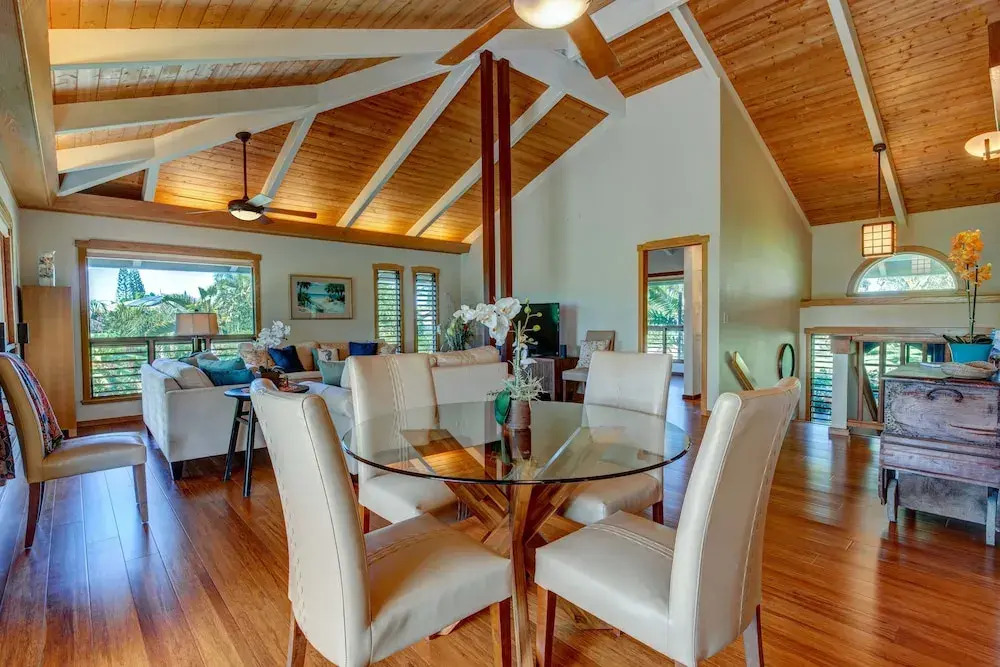 Surfers Rest 4 Bedroom Home