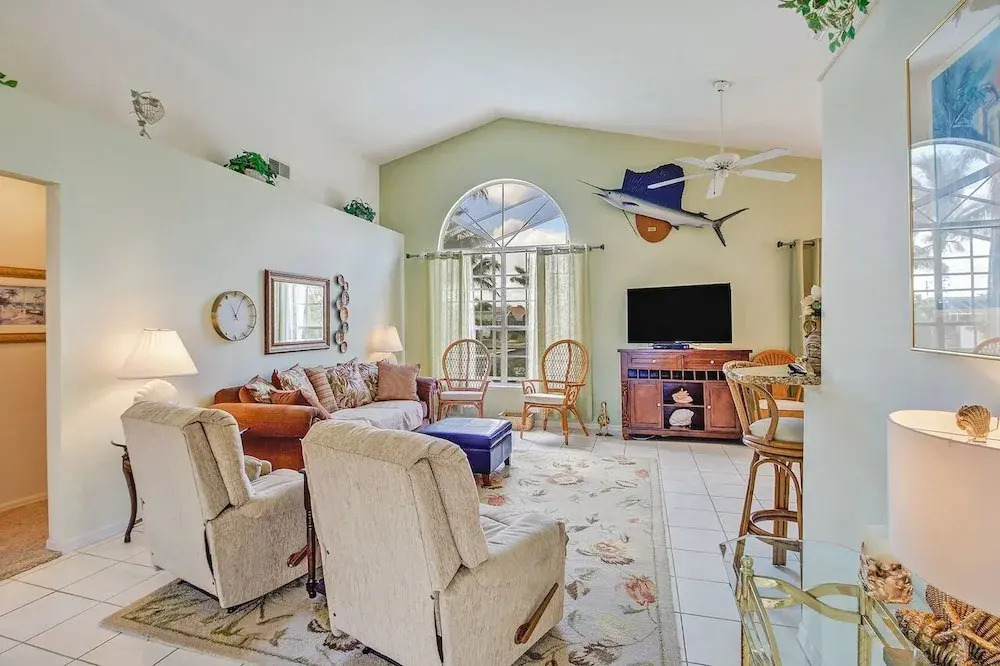 Athens Family Friendly Pool Home 1506