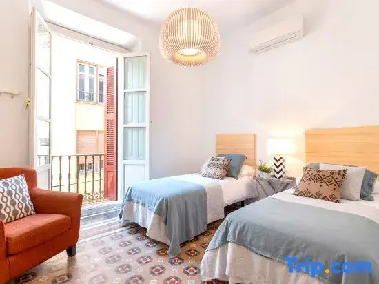 Fabulous Apartment Close to Commercial Area. Larios