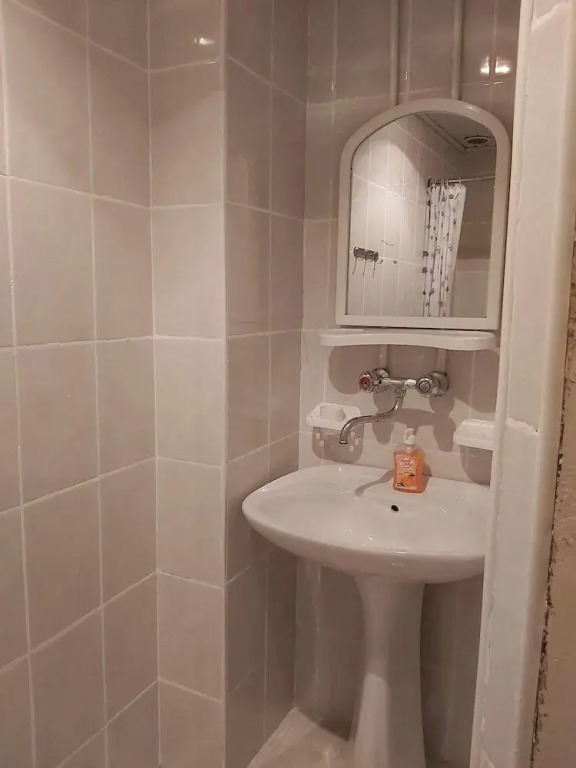 Tigran Guest House