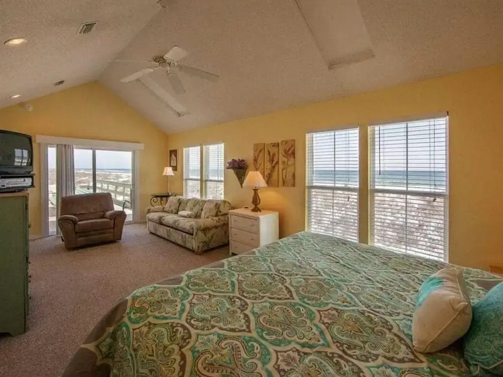 Summer Tide by Meyer Vacation Rentals