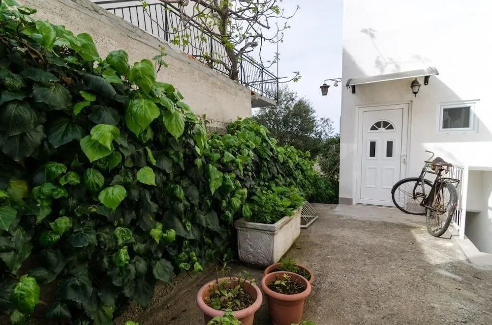 Apartments Villa Nikol