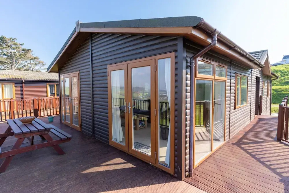 Pet-friendly Chalet in Torpoint, No Deposit