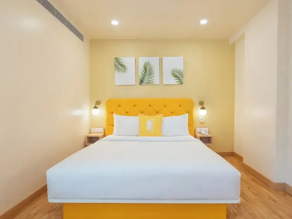 Bloom Hotel - DLF Road Gachibowli