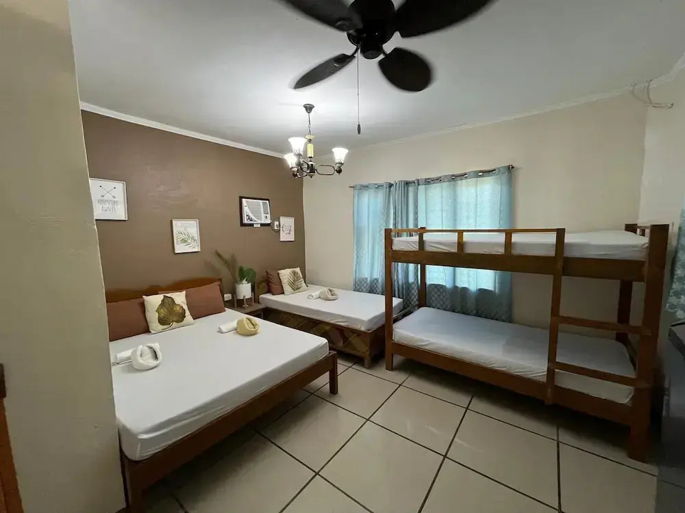 On Board Panglao Beach Hostel & Resort
