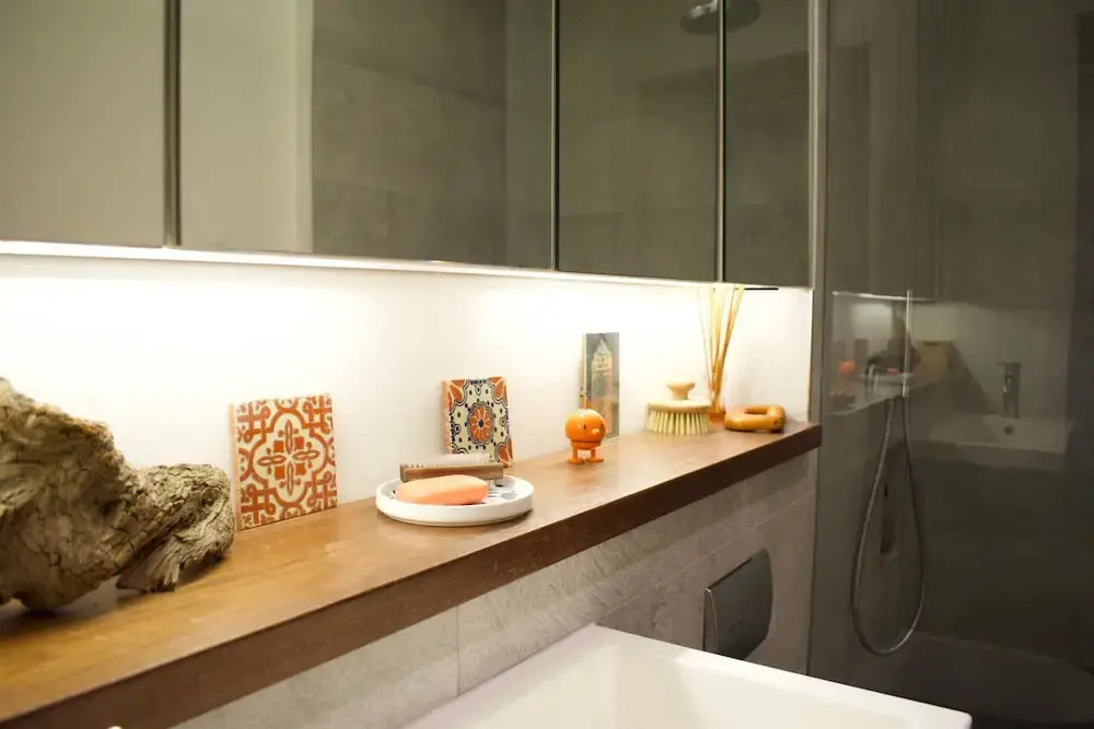 Stylish Georgian Apartment in Leith