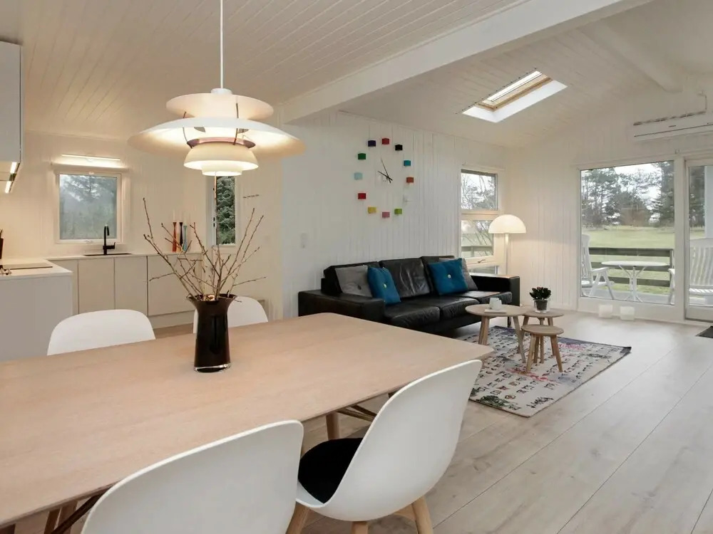 Spacious Holiday Home in Thyholm near Sea