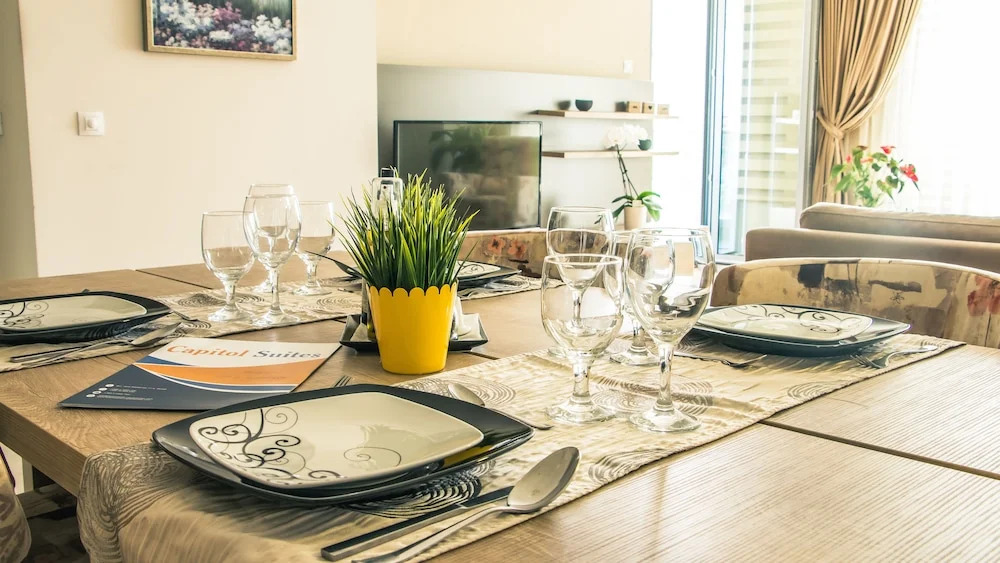 Capitоl Suites & Apartments