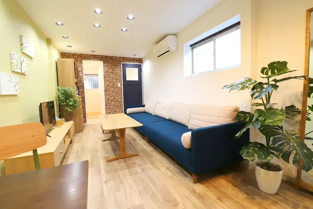TENGACHAYA INN