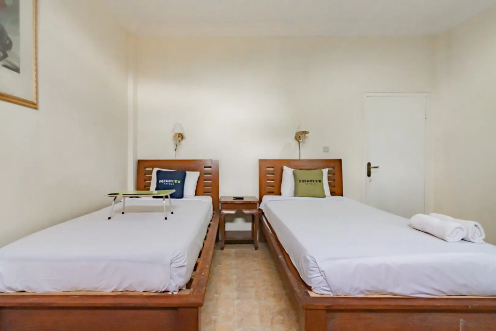 Urbanview Hotel Mon Bel Cibodas by RedDoorz