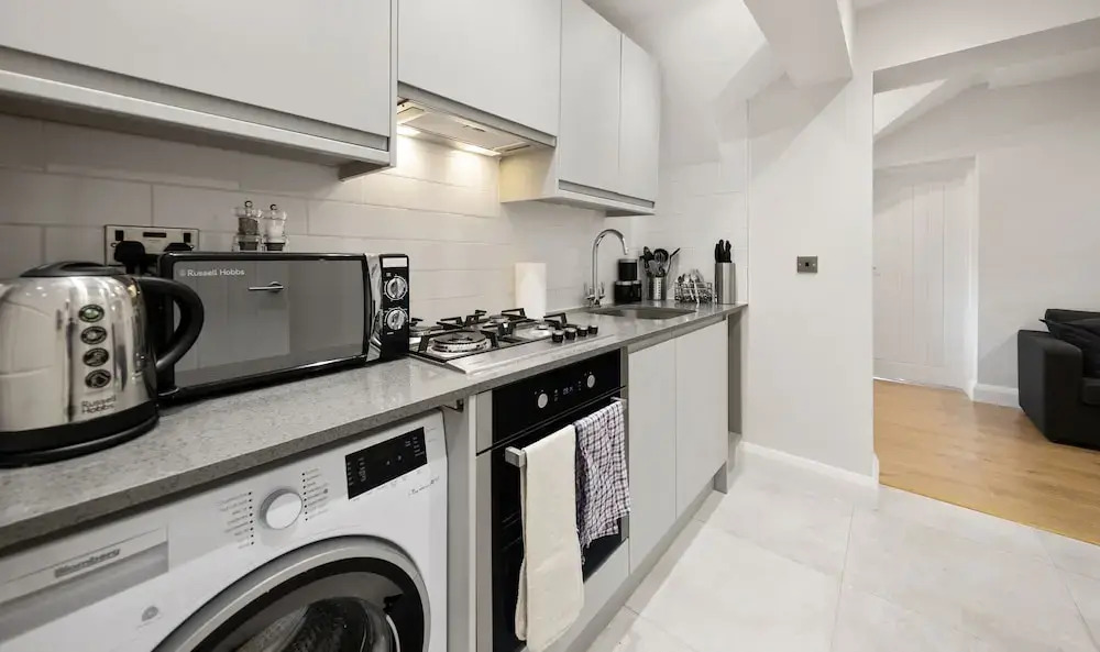Stylish 2 Bedroom Apartment