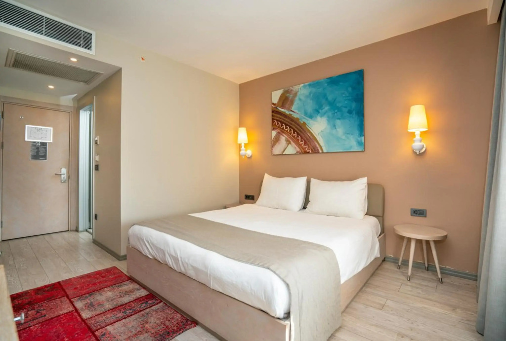 The Gate 30 Suites