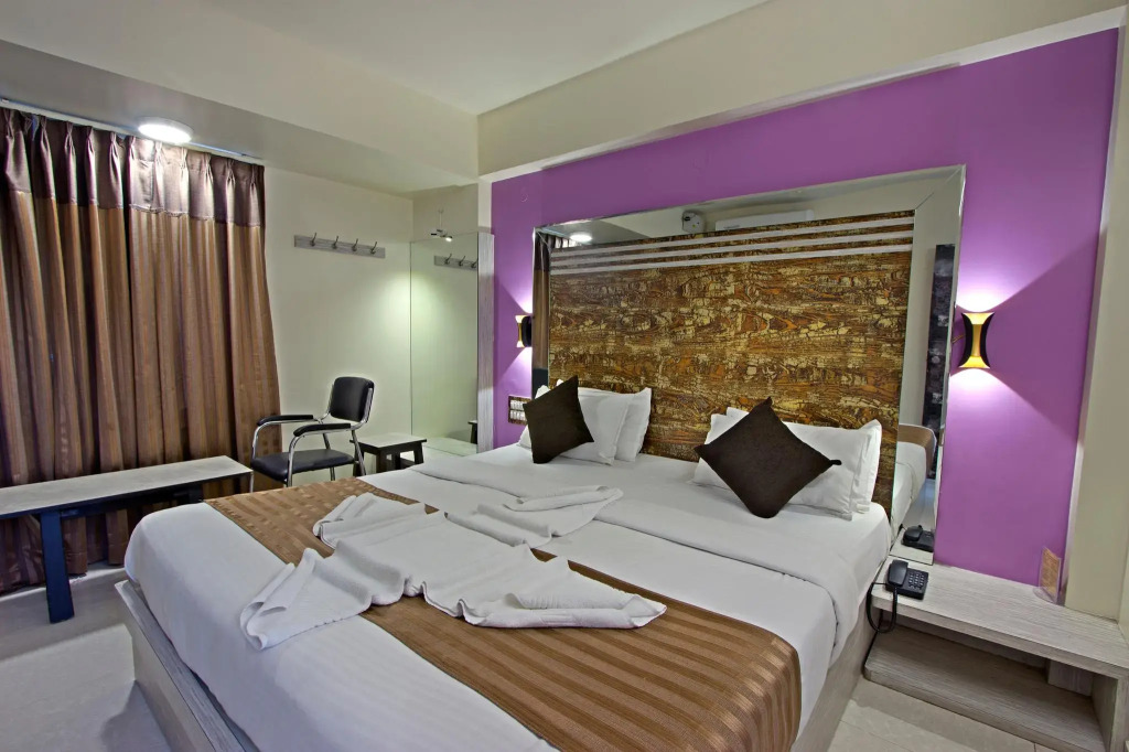 Mannars Residency