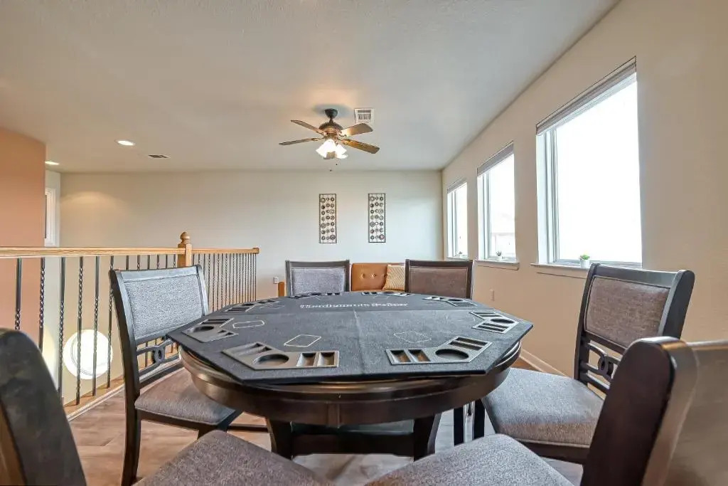 Summertime Near Kemah, Waterfront, Hot Tub, Game, Fishing