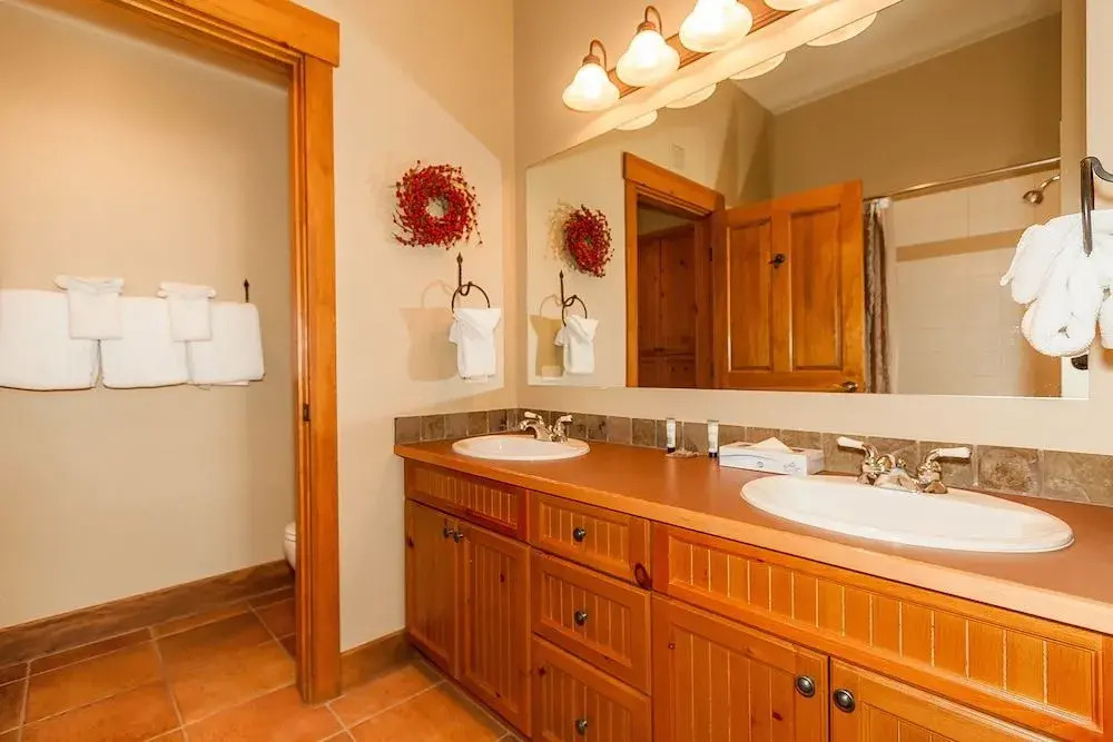 Springs #8905 - 2 Br Condo