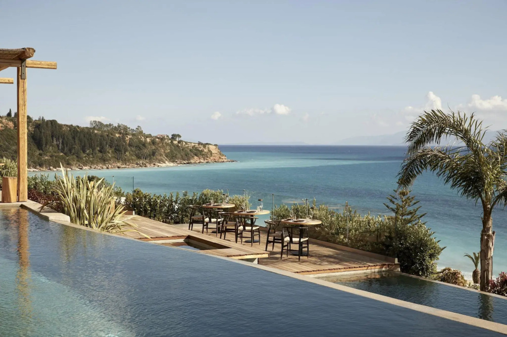 F ZEEN Kefalonia