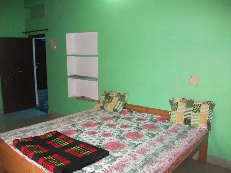 Safari Guest House