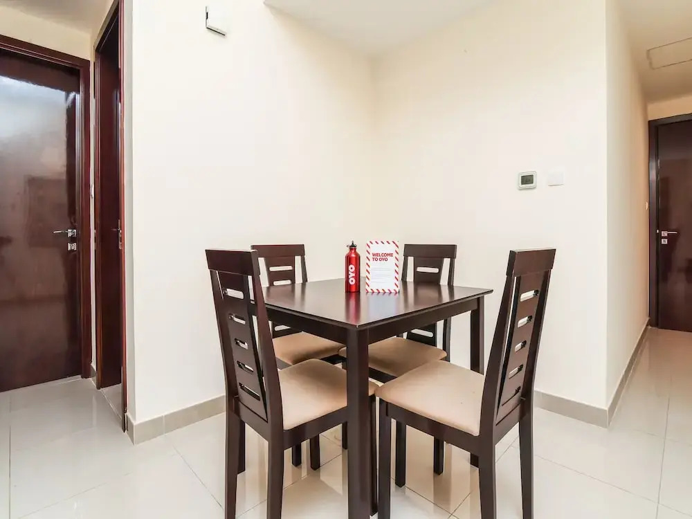 OYO 243 Home Marina Suites 1BR