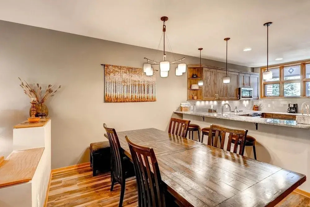 River Glen  106c 2 Bedroom Condo by RedAwning