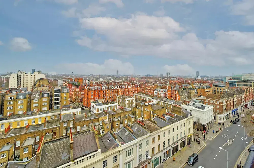 Large 1 Bedroom Apartment - Chelsea