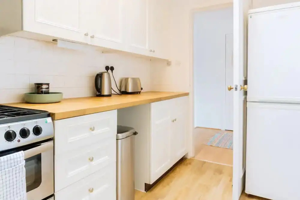 Charming 3 Bedroom Apartment in the Heart of Vibrant Old Town