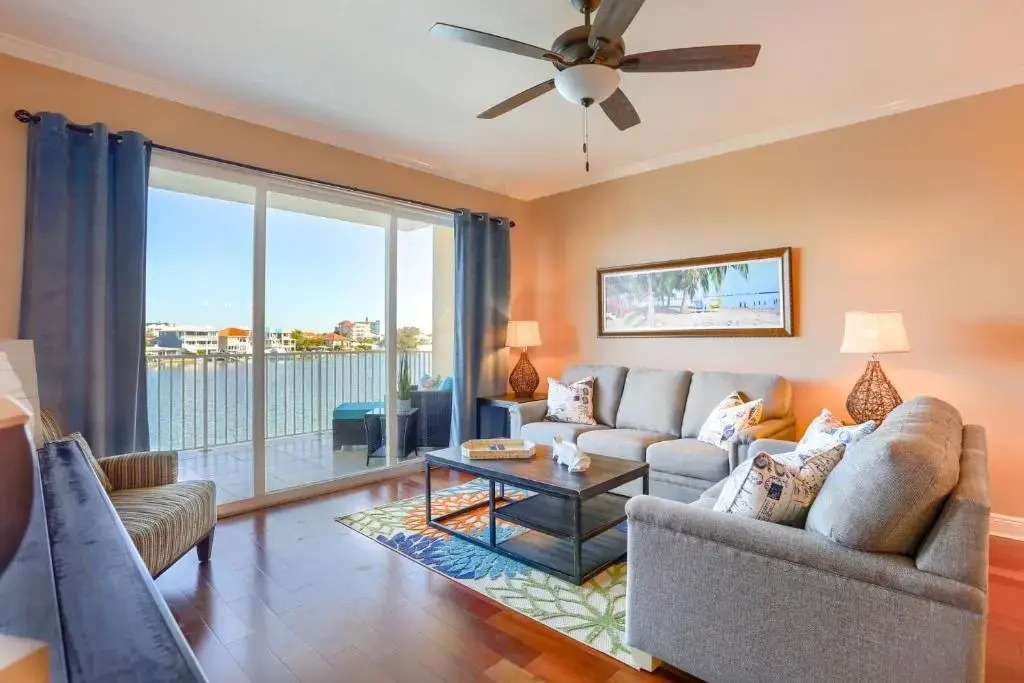 304 Bay Harbor