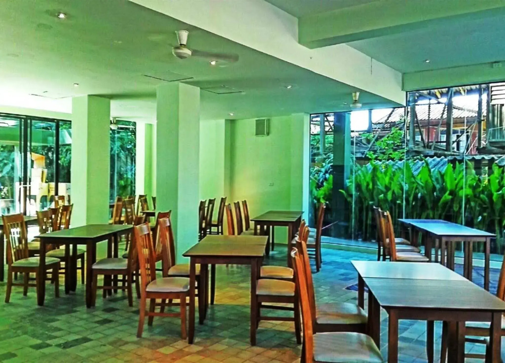 A Hotel Simply
