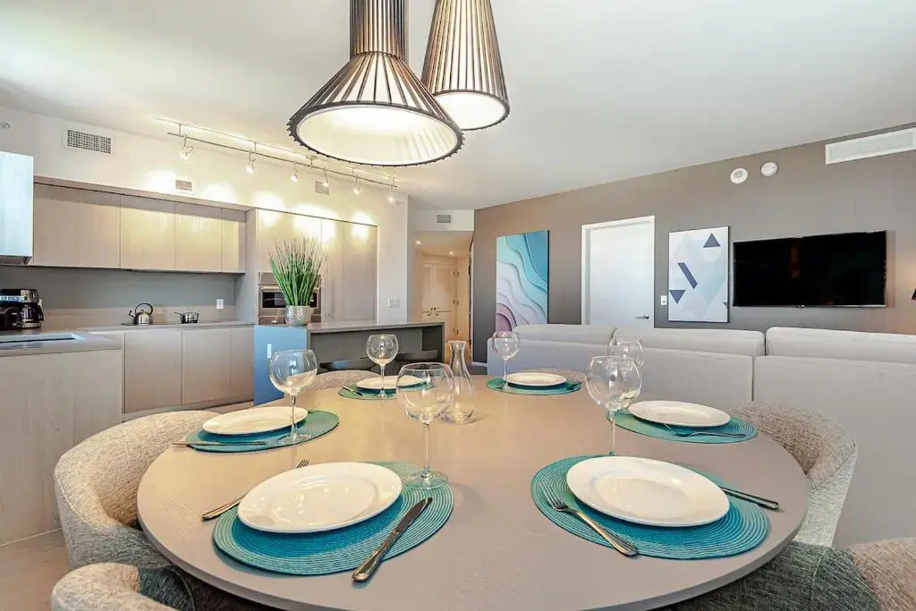 5*AMENITIES Luxury 3 BR-Stunning VIEW & High Floor
