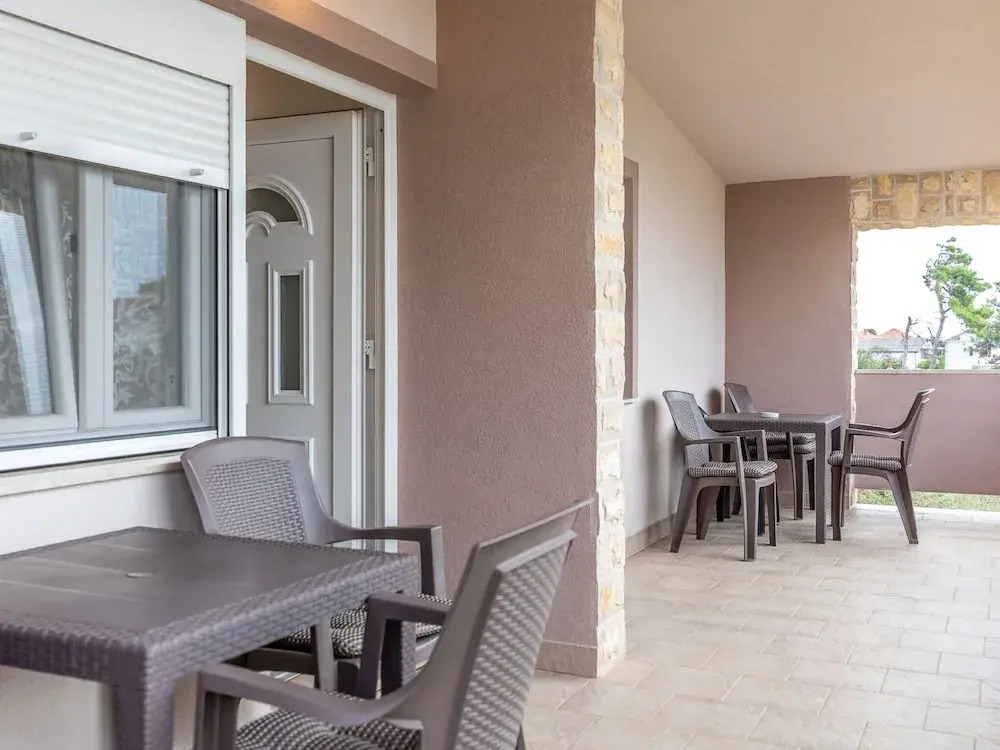 Waterfront Apartment in Vir with Balcony near Sea Beach
