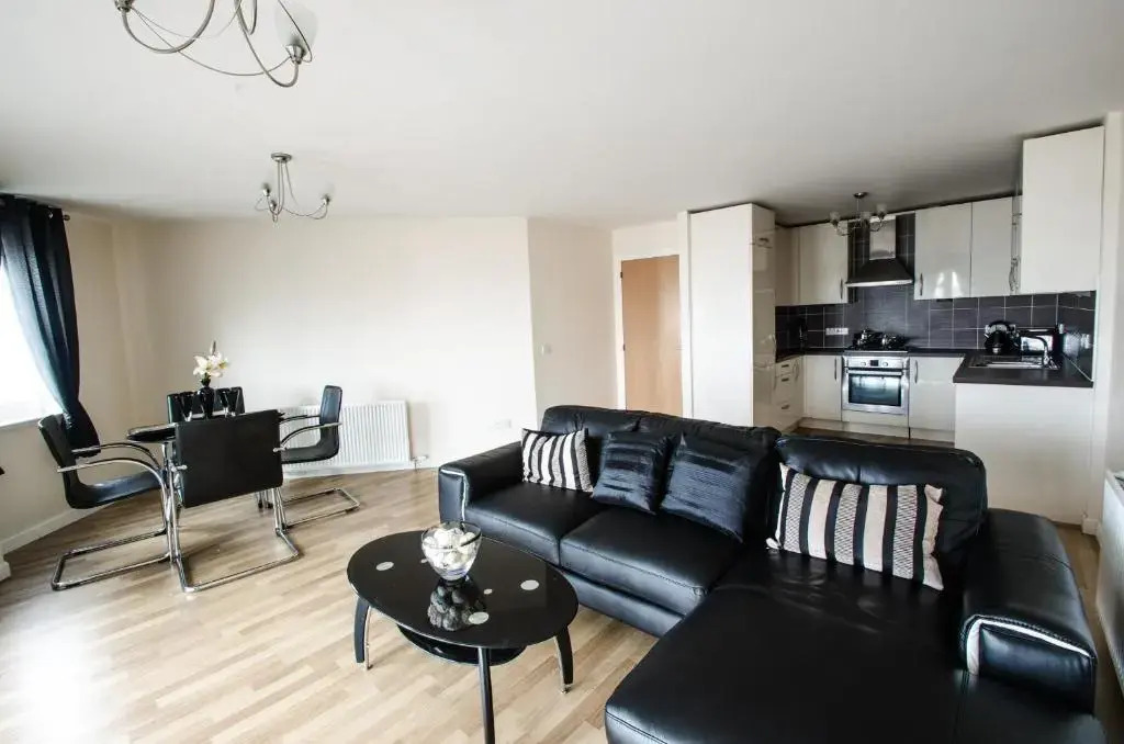 Orange Apartments - Portland Street