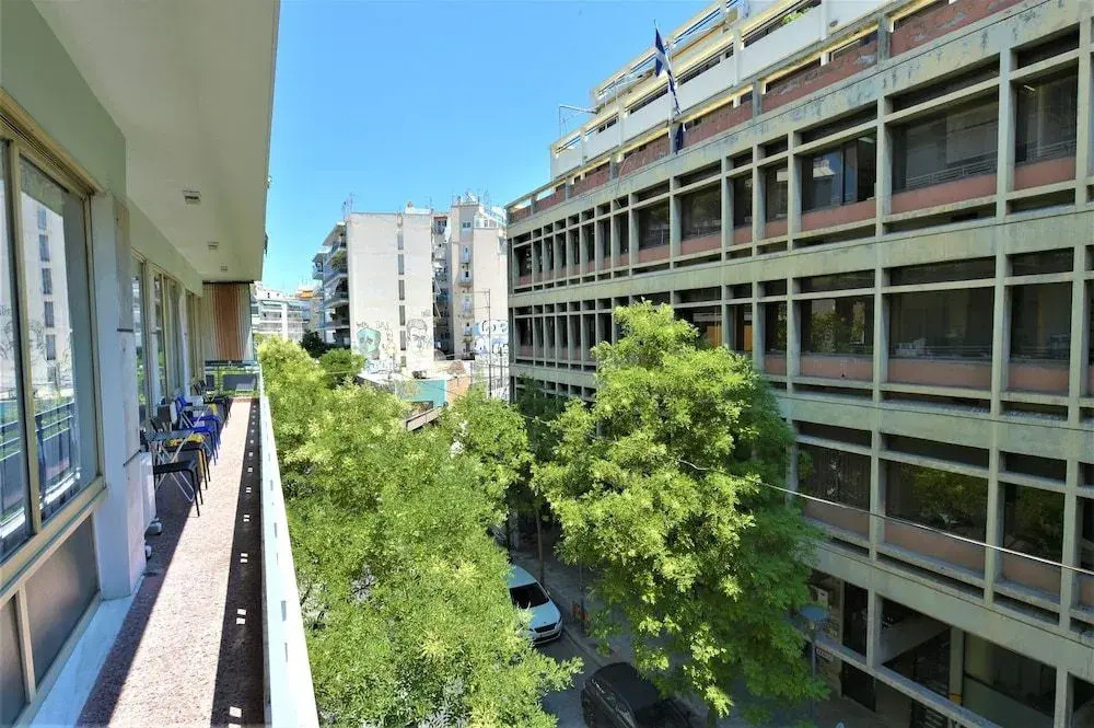 Thanasis Place Hostel