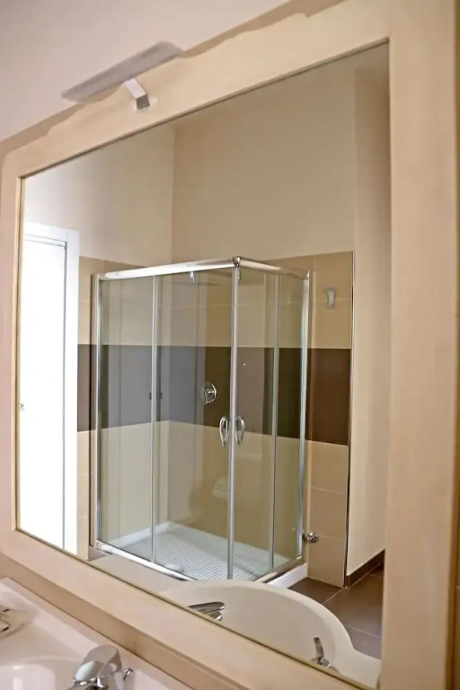 APP9 - rooms and apartments