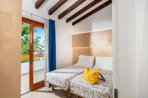 Los Nidos Holiday Resort Bungalows