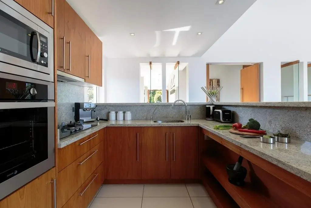 Baan Kuno 5BR Private Villa with Panoramic Views