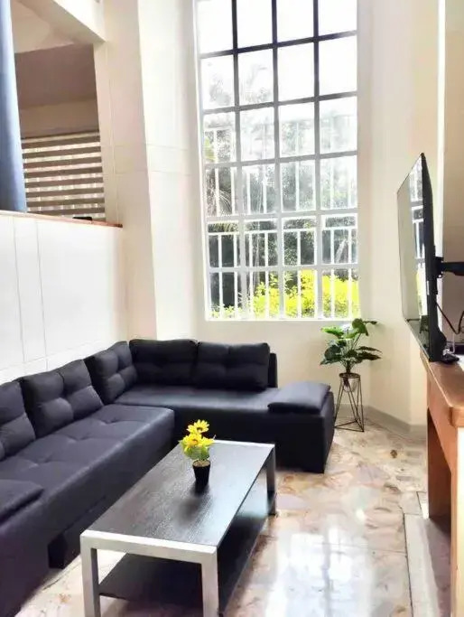 Casa con parking y terraza en sector exclusivo