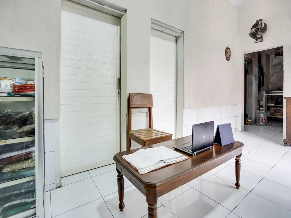 SPOT ON 91883 Kost 2 Putra Syariah