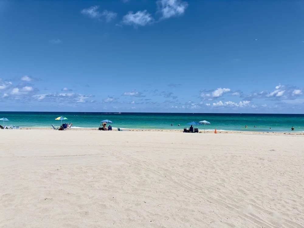 Southwinds 5 for 5 Guests -near the Beach