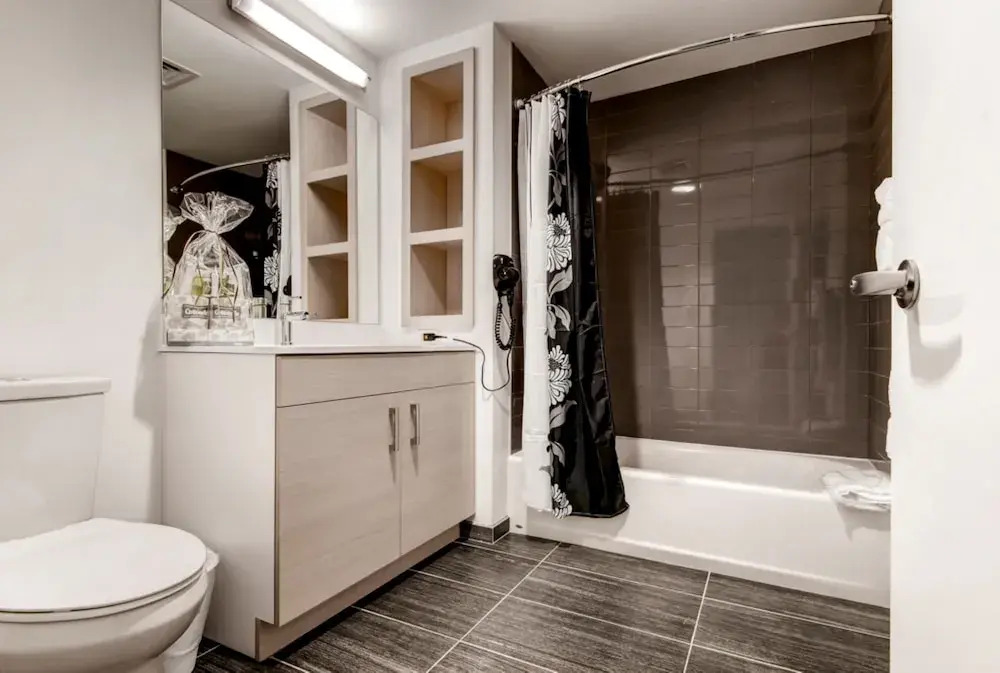 Global Luxury Suites in Rosslyn