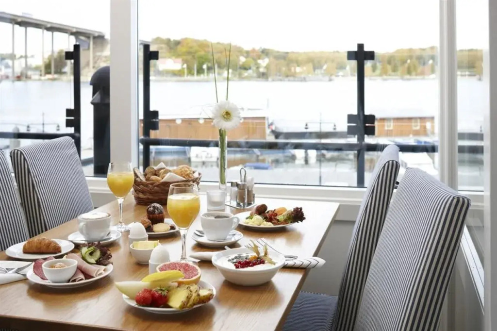 Hotel Waterfront